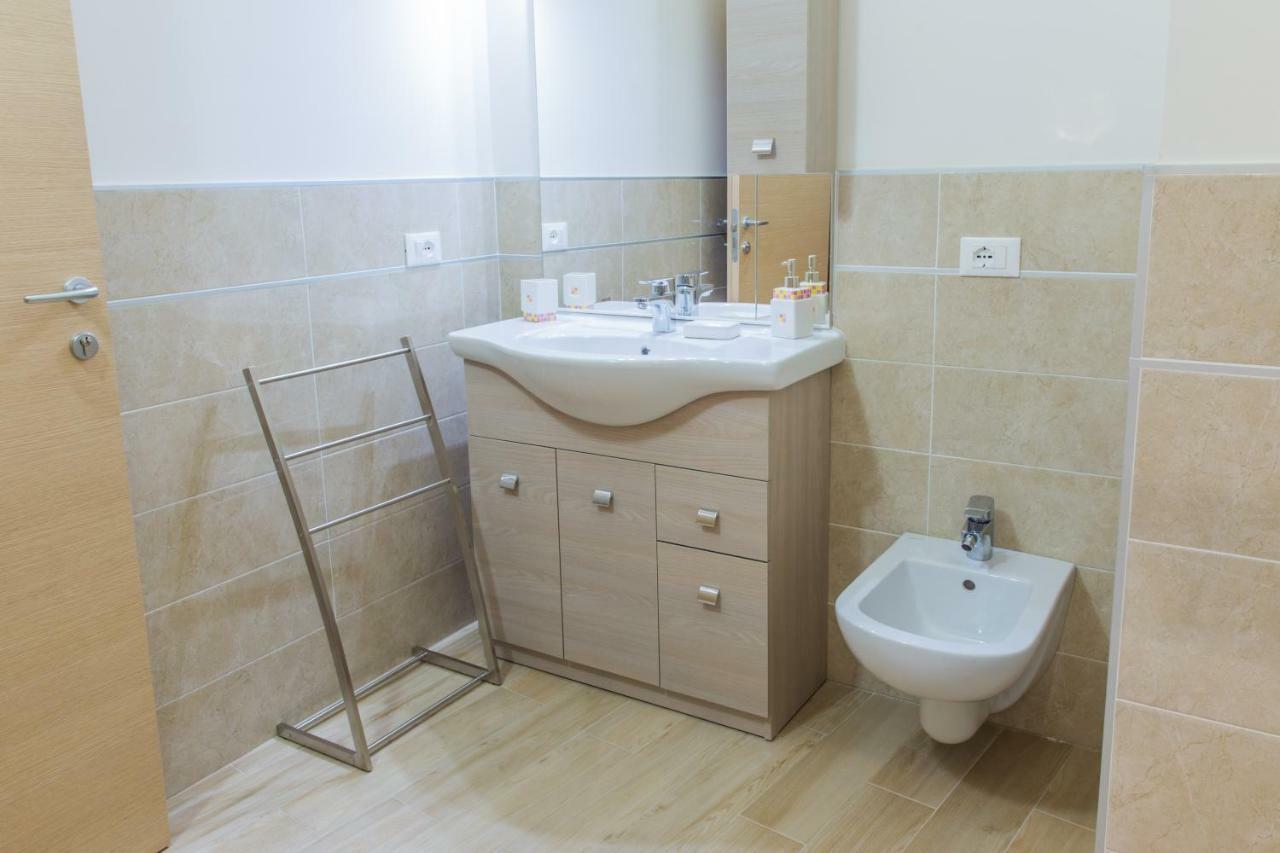 Family Apartment London Vérone Extérieur photo